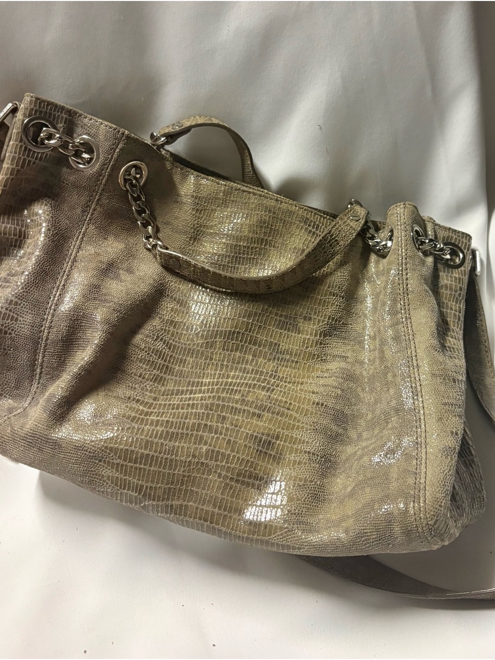 Michael Kors Gold-Tone Beige Croc-Embossed Hobo Bag - Picture 4 of 4